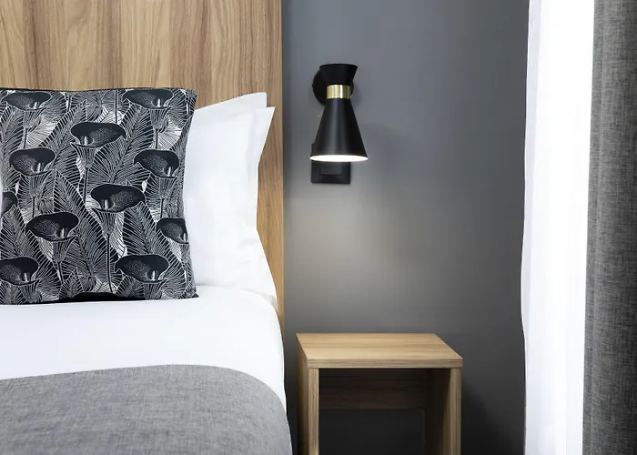 Moulin 3* Parigi