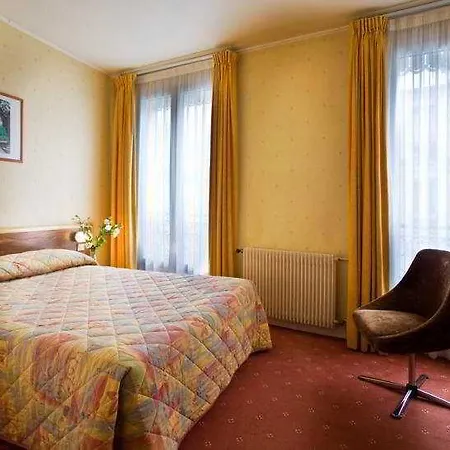 Moulin 3*
