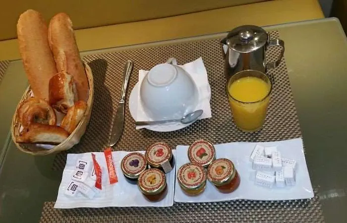 Moulin Hotel